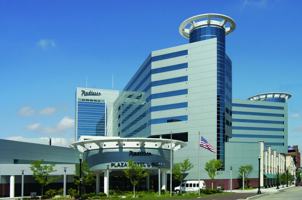 Radisson Plaza Hotel And Suites Каламазу Екстер'єр фото